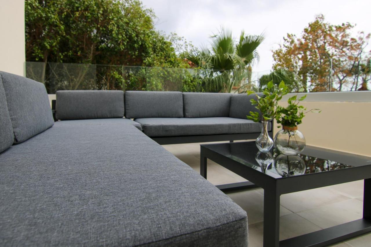 Phaedrus Living: Seaside Modern Flat Limnaria 123 Apartment *