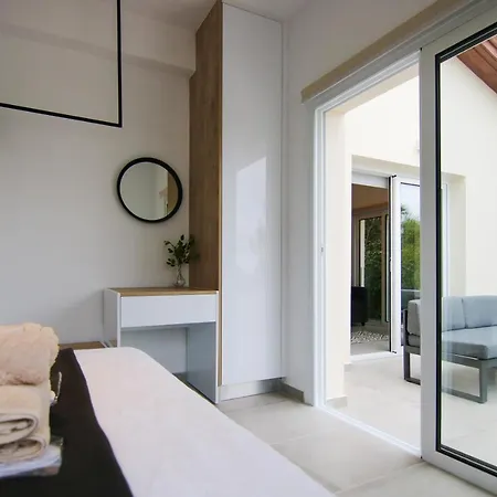 Phaedrus Living: Seaside Modern Flat Limnaria 123 Apartment Paphos Exterior photo