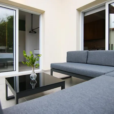 Phaedrus Living: Seaside Modern Flat Limnaria 123 Apartment Paphos Exterior photo